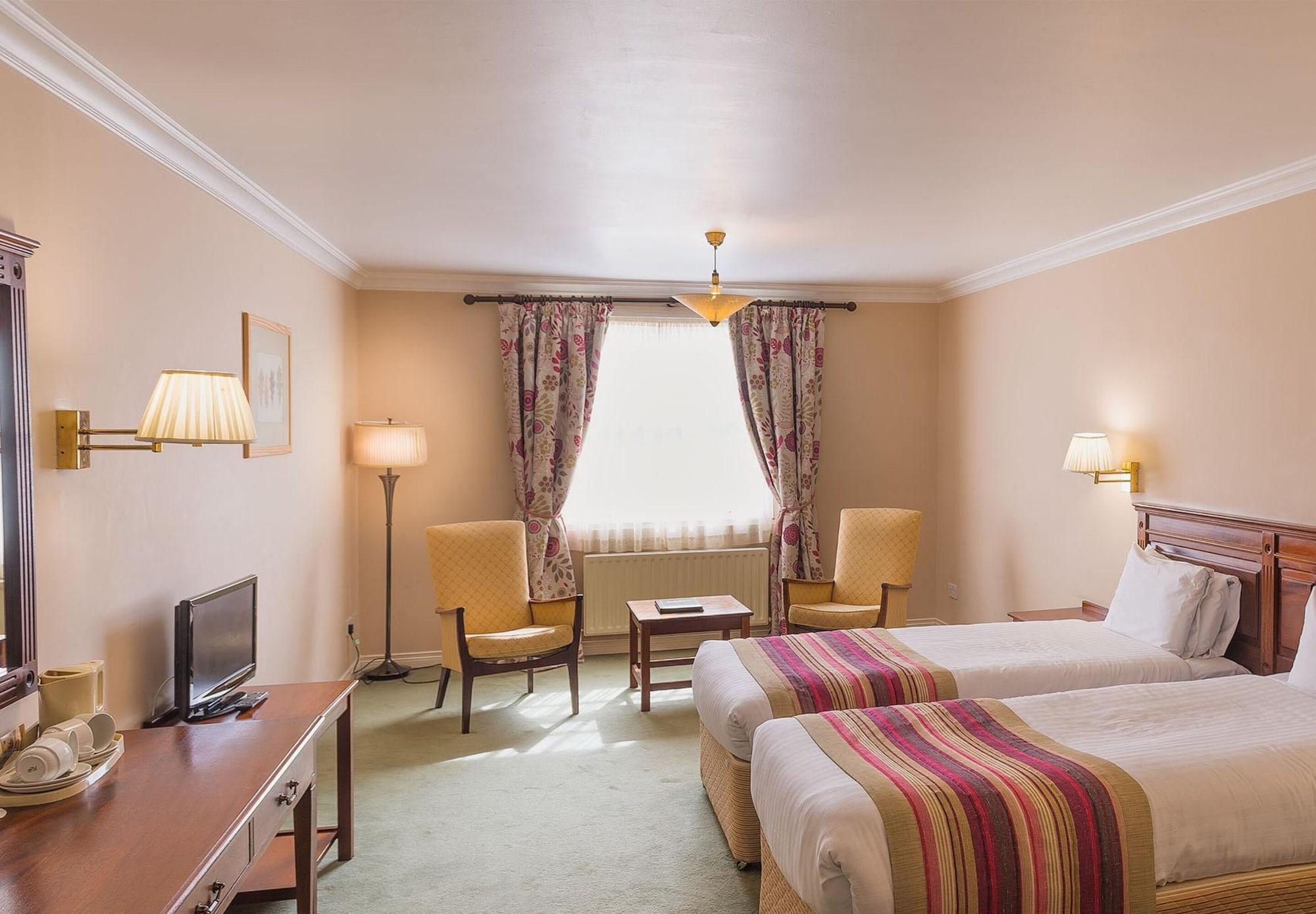 Londonderry Arms Hotel Carnlough Eksteriør billede