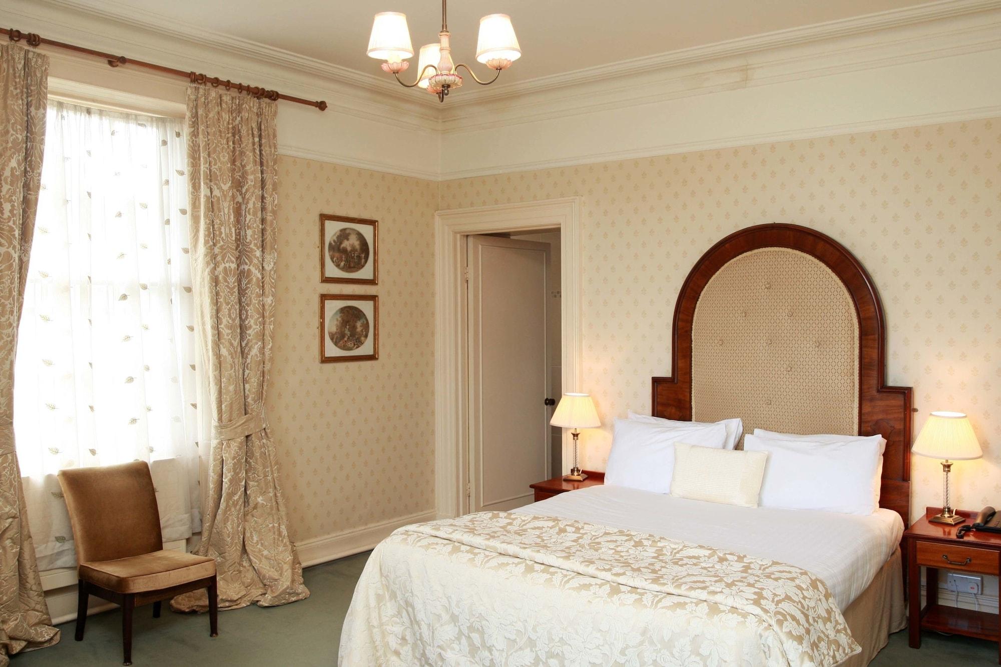 Londonderry Arms Hotel Carnlough Eksteriør billede