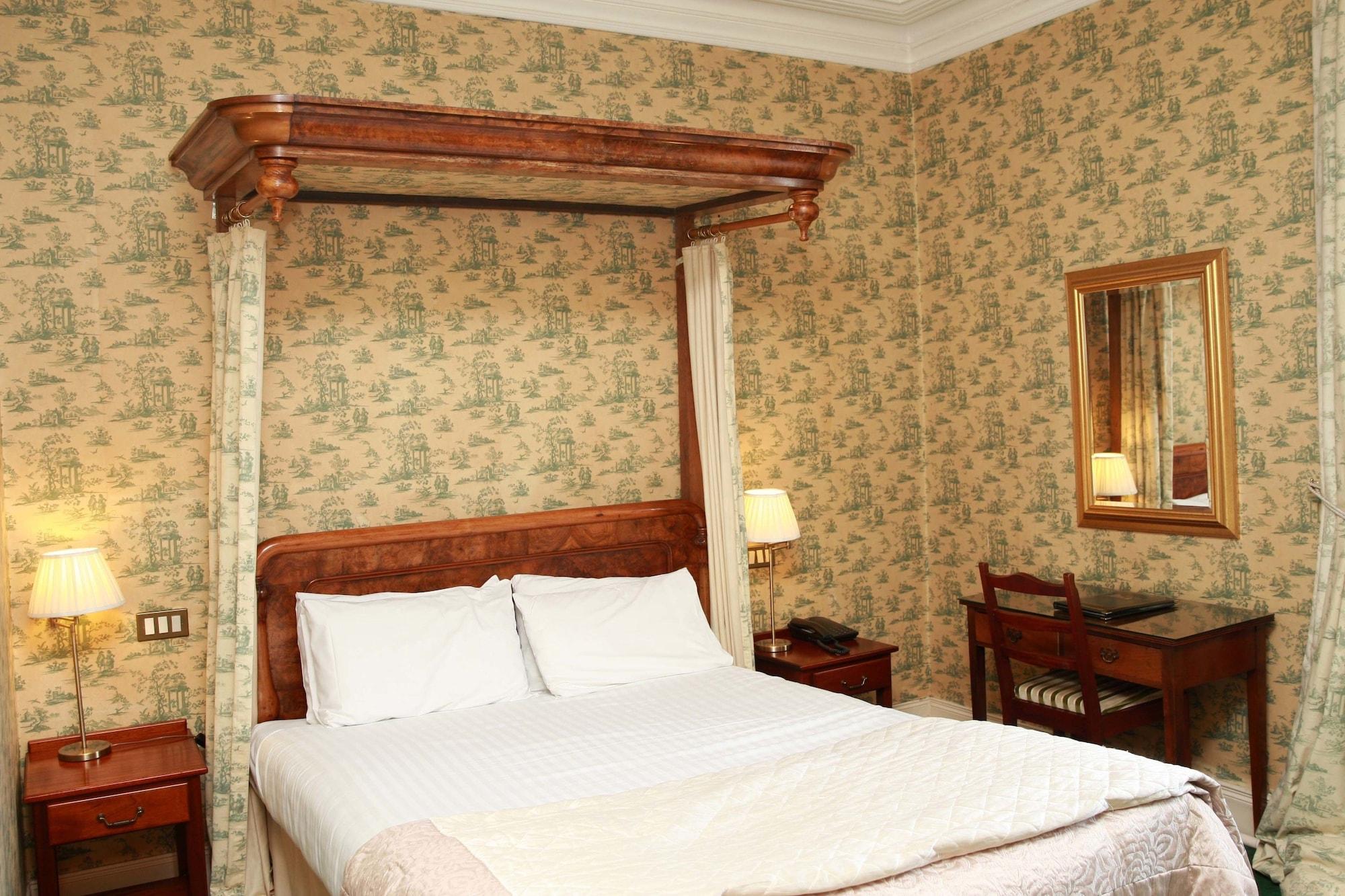 Londonderry Arms Hotel Carnlough Eksteriør billede