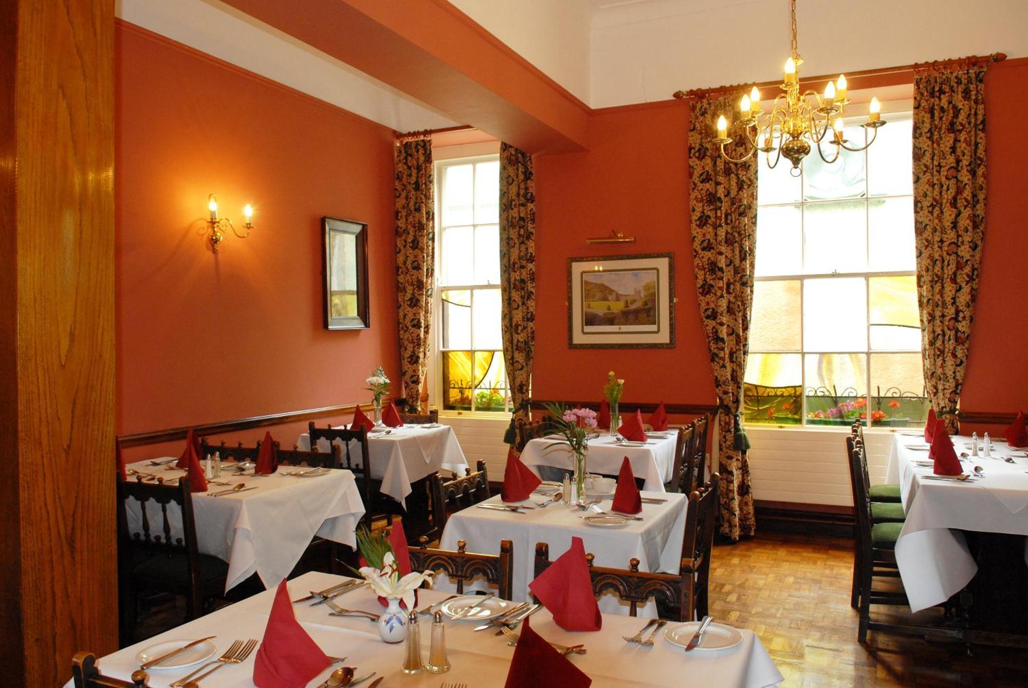 Londonderry Arms Hotel Carnlough Eksteriør billede