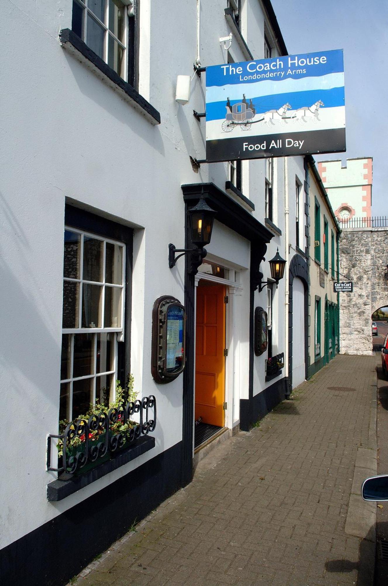 Londonderry Arms Hotel Carnlough Eksteriør billede