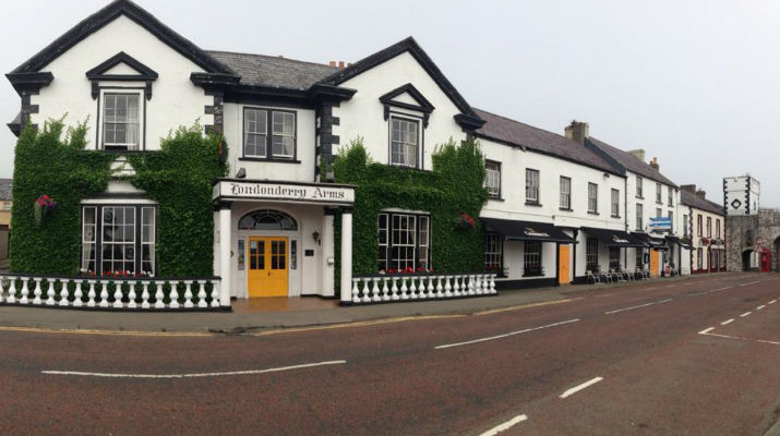 Londonderry Arms Hotel Carnlough Eksteriør billede