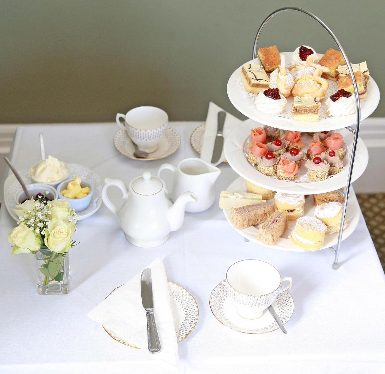 Londonderry Arms Hotel Carnlough Eksteriør billede
