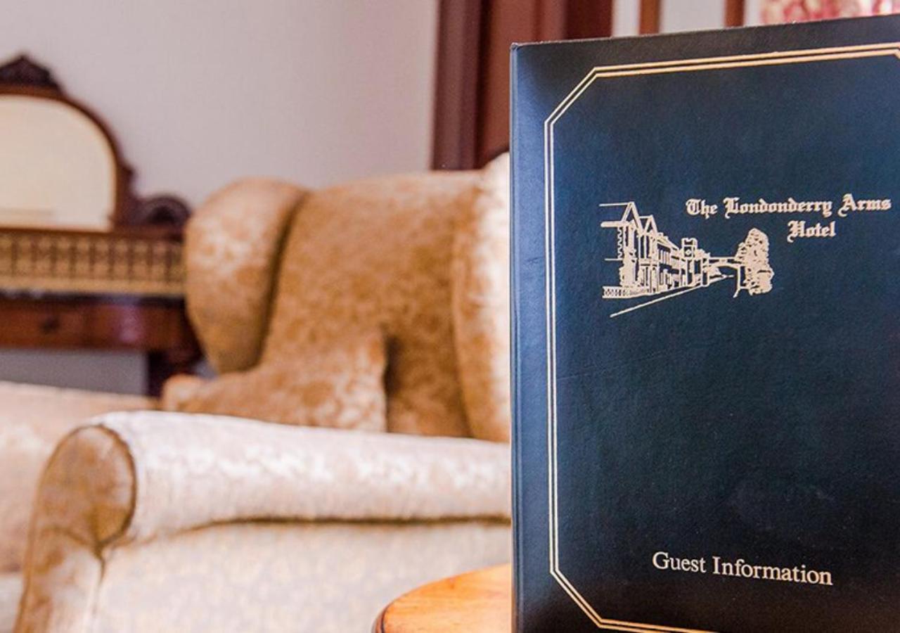 Londonderry Arms Hotel Carnlough Eksteriør billede