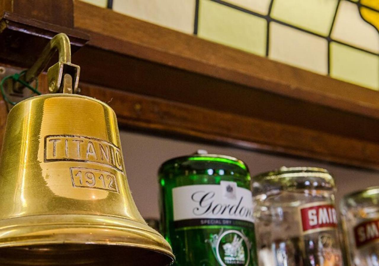 Londonderry Arms Hotel Carnlough Eksteriør billede
