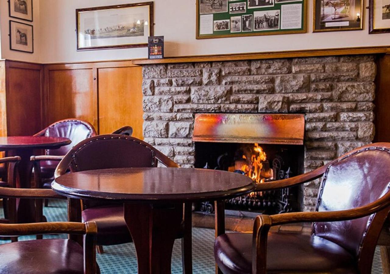 Londonderry Arms Hotel Carnlough Eksteriør billede